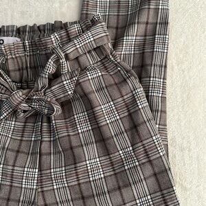 SO Brown Plaid High-Waisted Pants